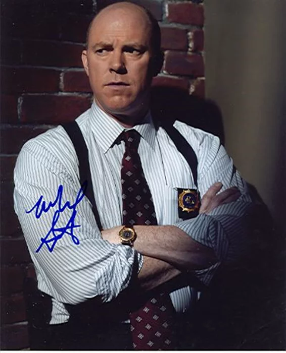 Michael Gaston autograph