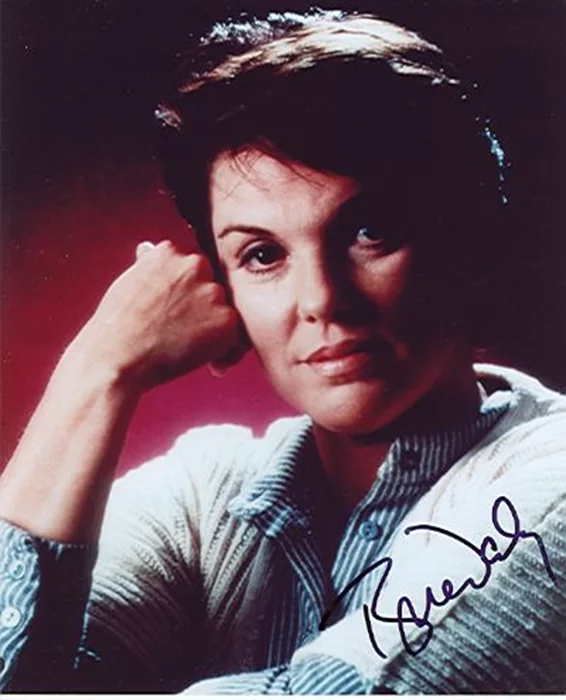 Tyne Daly autograph