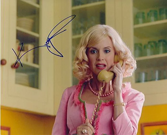 Kelly Preston autograph