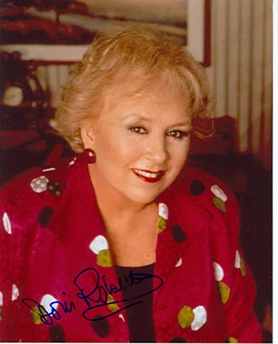 Doris Roberts autograph