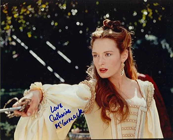 Catherine McCormack autograph