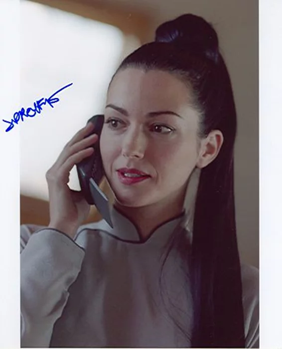 Julie Dreyfus autograph