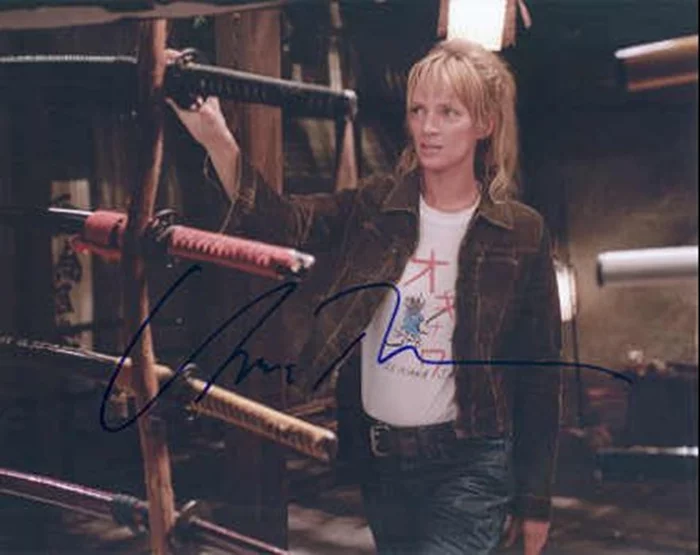 Uma Thurman autograph