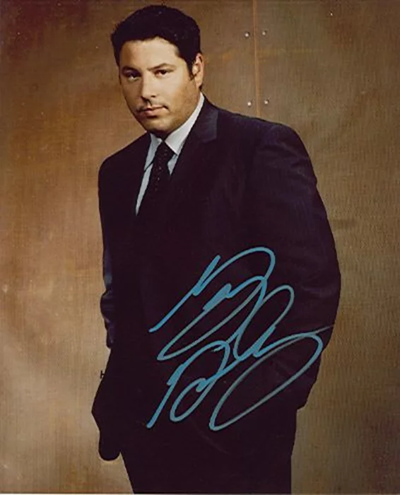 Greg Grunberg autograph