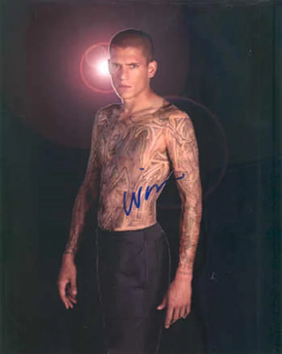 Wentworth Miller autograph