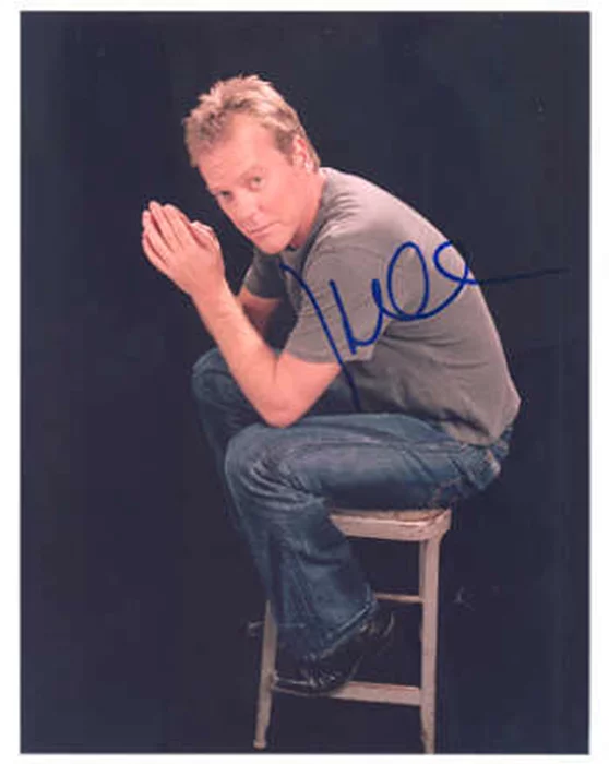 Kiefer Sutherland autograph