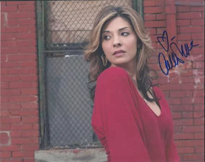Callie Thorne autograph