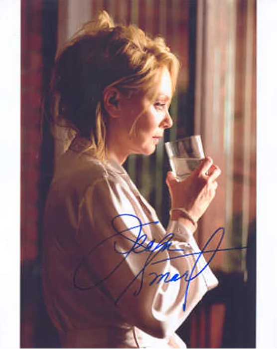 Jean Smart autograph