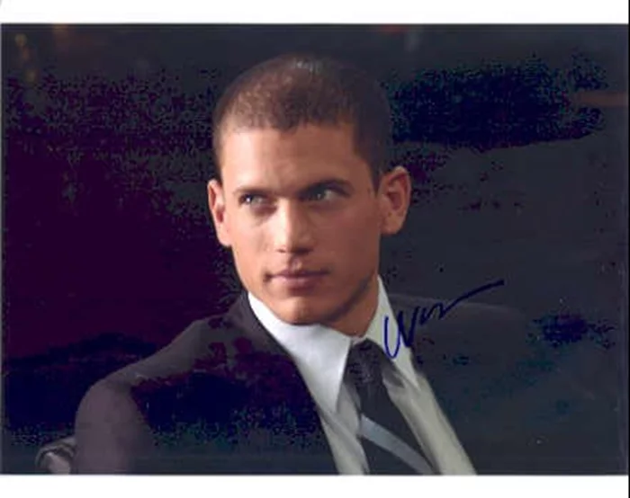 Wentworth Miller autograph