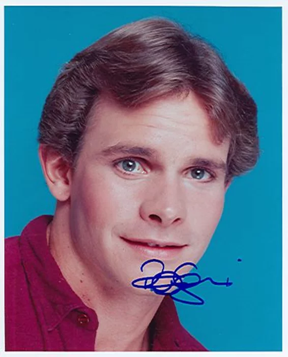 Peter Scolari autograph