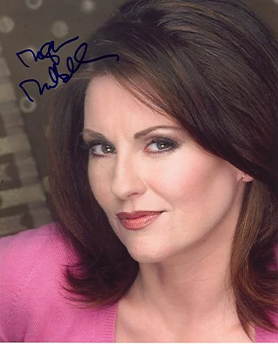 Megan Mullally autograph