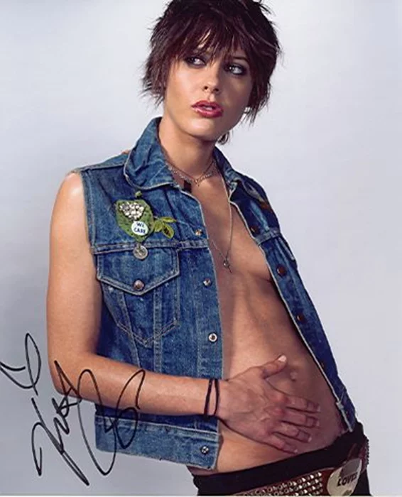 Katherine Moennig autograph