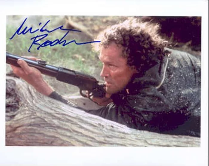 Michael Rooker autograph