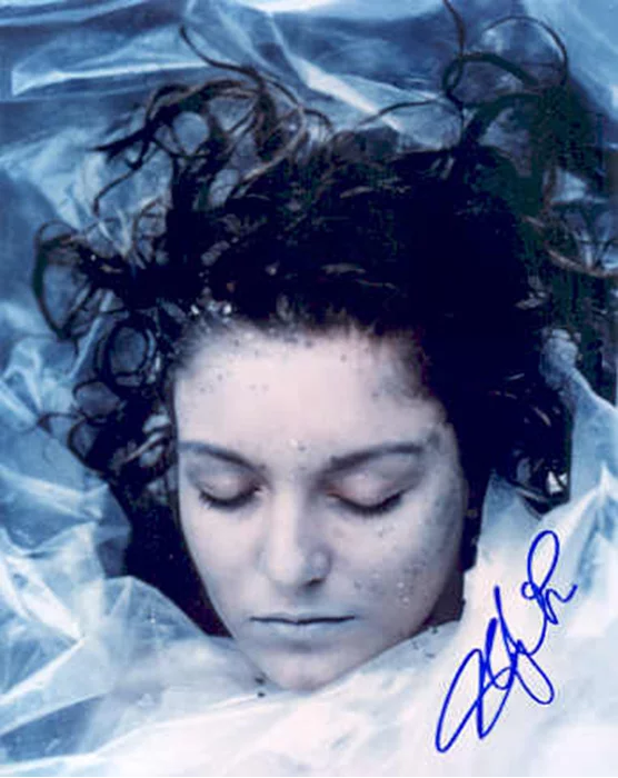 Sheryl Lee autograph