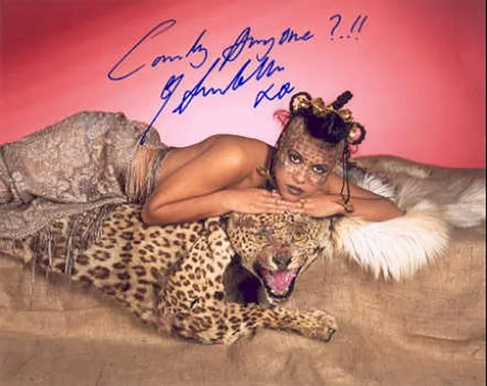 Annabella Lwin autograph