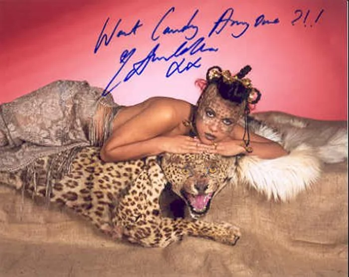 Annabella Lwin autograph