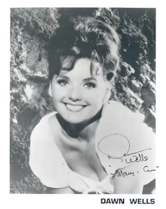 Dawn Wells autograph