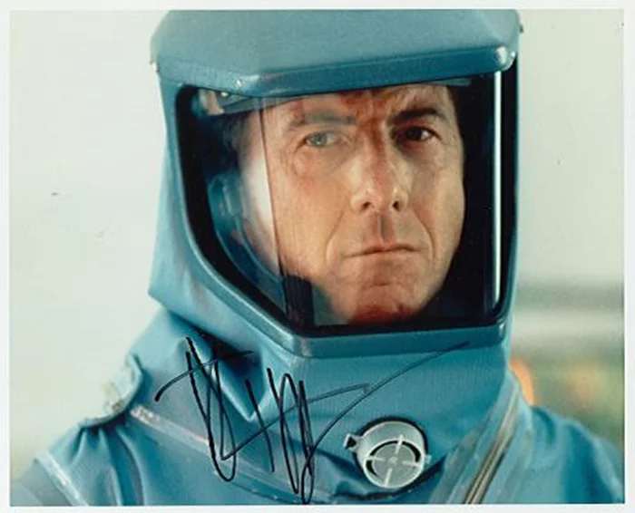 Dustin Hoffman autograph