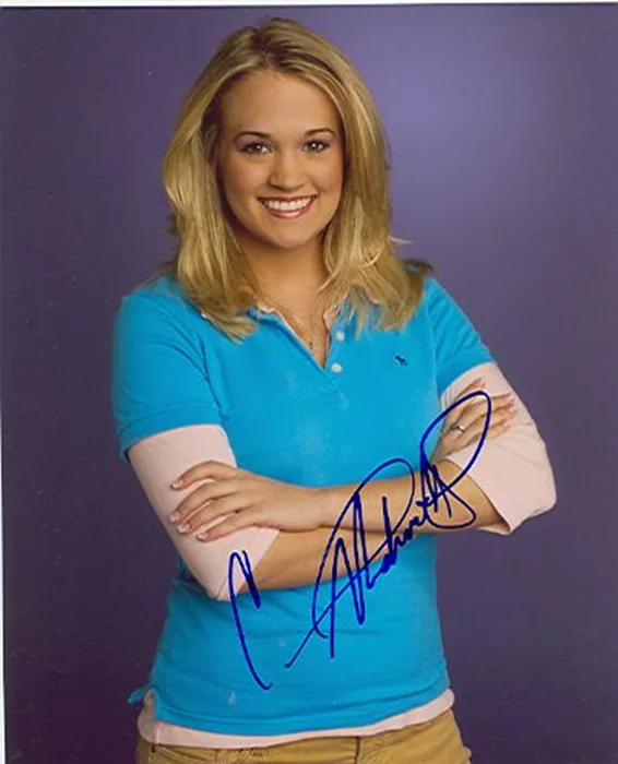 Carrie Underwood autograph
