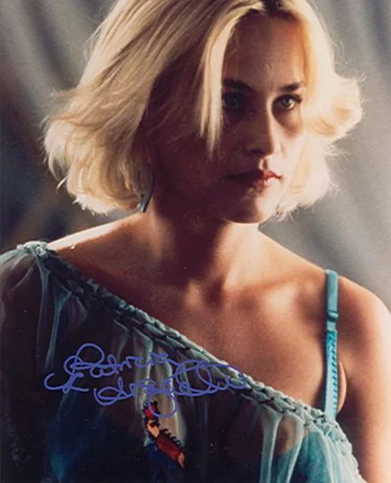 Patricia Arquette autograph