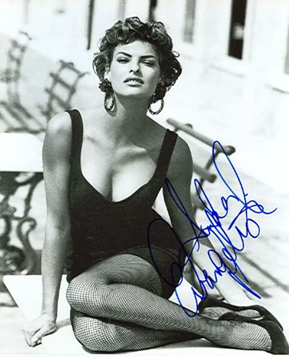 Linda Evangelista autograph