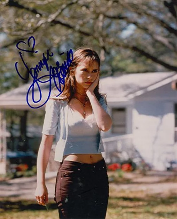 Jennifer Love Hewitt autograph