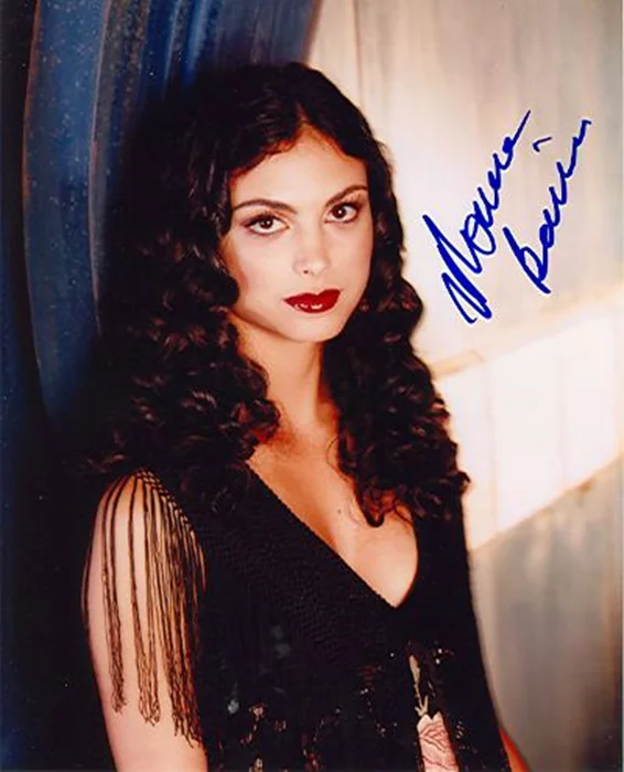 Morena Baccarin autograph