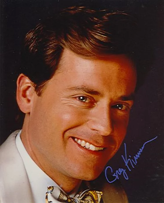 Greg Kinnear autograph
