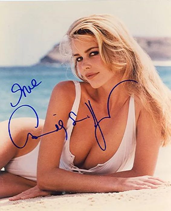Claudia Schiffer autograph