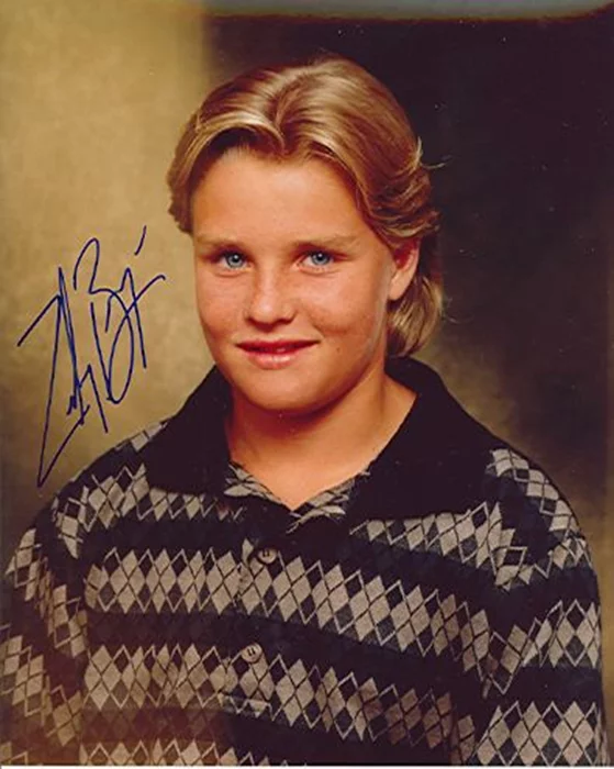 Zachary Ty Bryan autograph