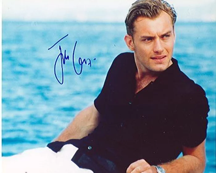 Jude Law autograph