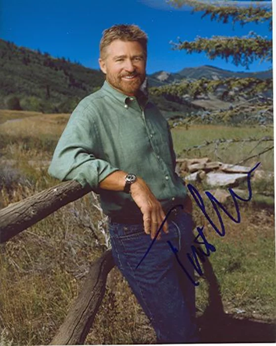 Treat Williams autograph