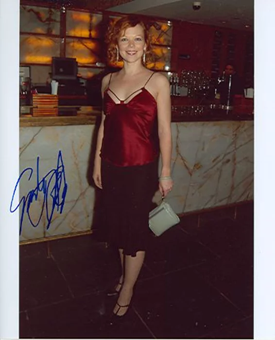 Emily Bergl autograph