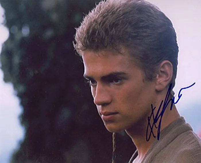 Hayden Christensen autograph