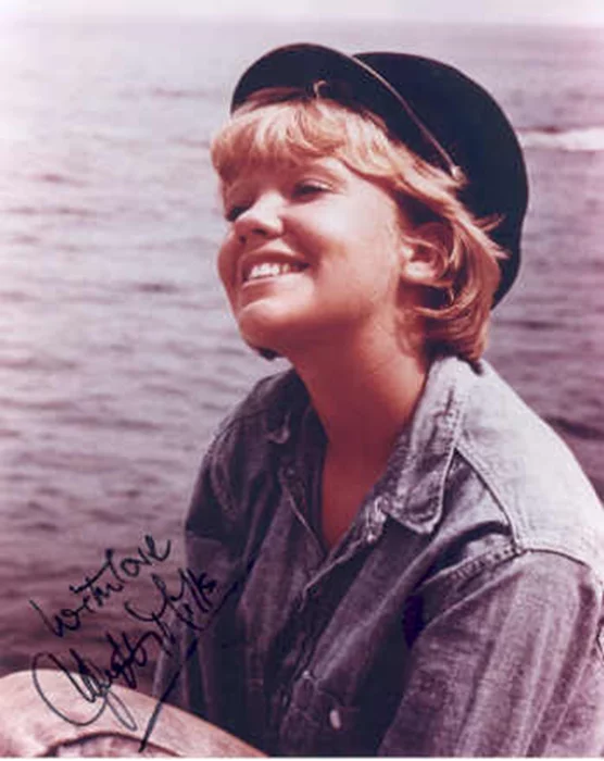 Hayley Mills autograph