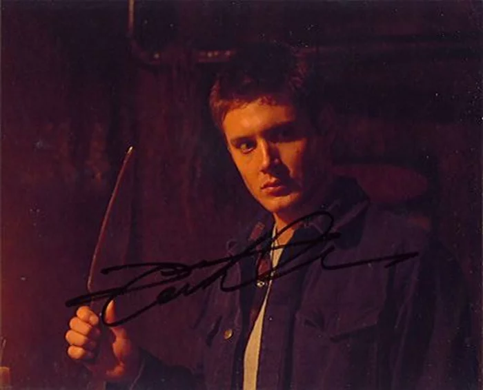 Jensen Ackles autograph