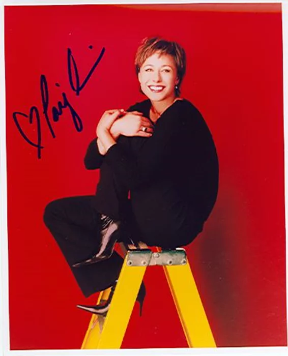 Paige Davis autograph
