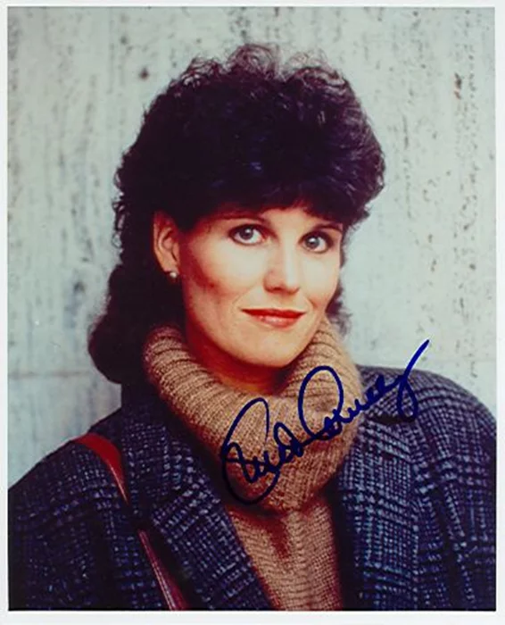 Lucie Arnaz autograph