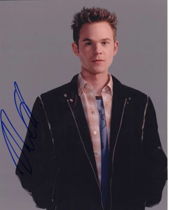 Shawn Ashmore autograph