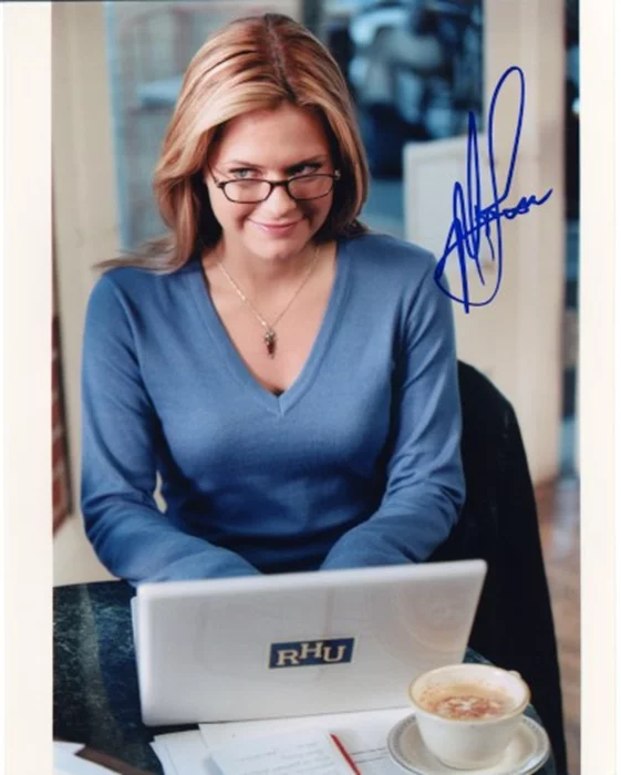 Maggie Lawson autograph