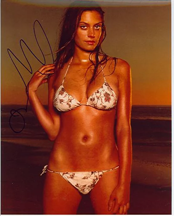 Michelle Lombardo autograph