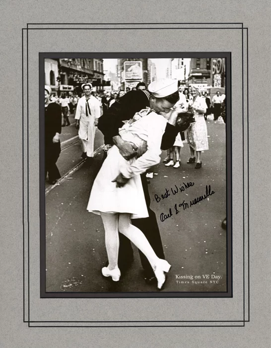 V-J Day Nurse and Sailor autograph