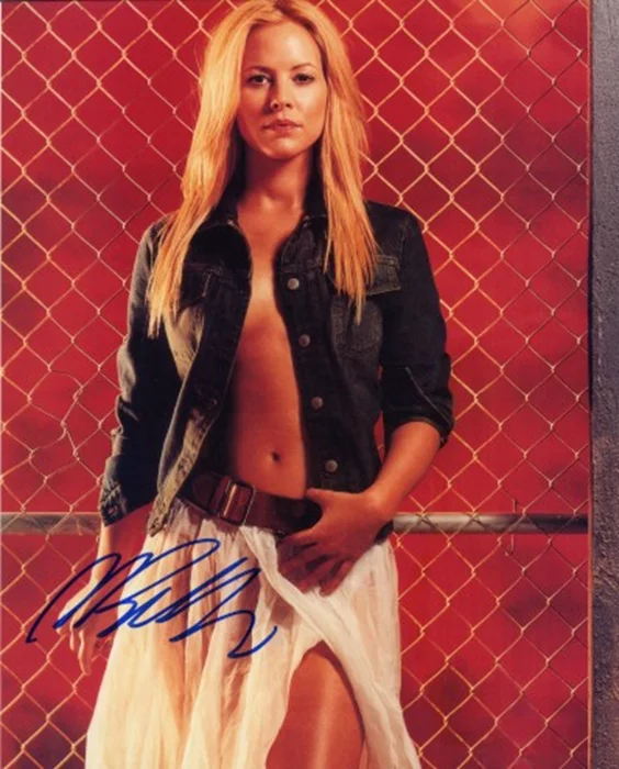 Maria Bello autograph