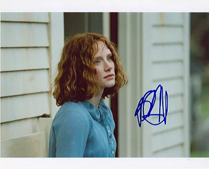 Bryce Dallas Howard autograph