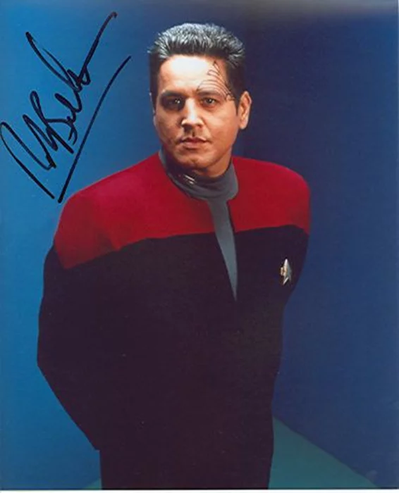 Robert Beltran autograph