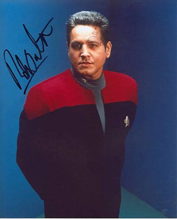 Robert Beltran autograph