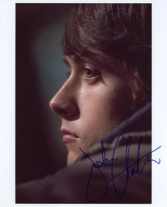 Justin Chatwin autograph