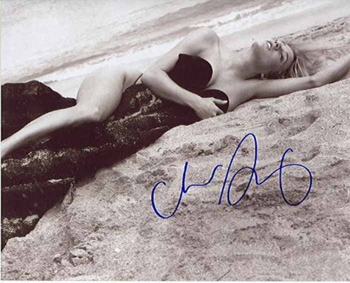 Chloe Sevigny autograph