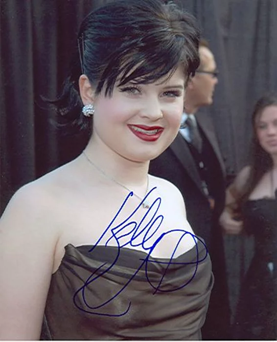 Kelly Osbourne autograph