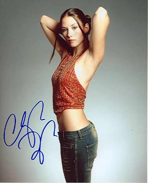 Chyler Leigh autograph